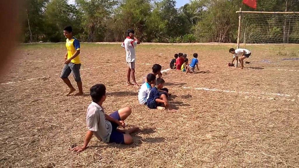 Bóng đá phủi ngày xưa