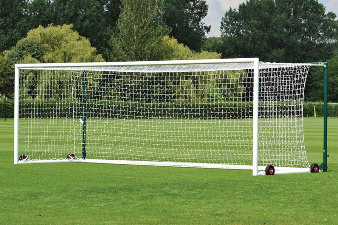 Kích thước khung thành sân 11 người